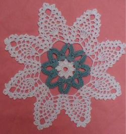Pineapple Blossoms Doily