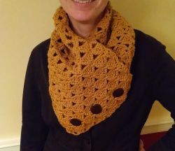 Triangle Cluster Button Cowl