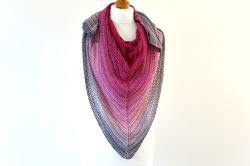 Gradient Traingle Shawl