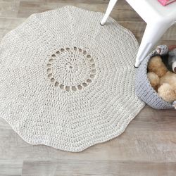 Simple Round Rug