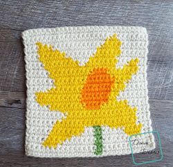 8" Tapestry Daffodil Afghan Square