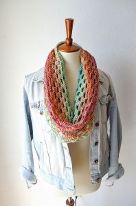 Sweetheart Cowl