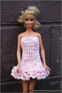 Barbie Colorblock Mod Sheath Dress (Free Crochet Pattern) - FeltMagnet