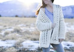 Light Snow Oversized Cardigan