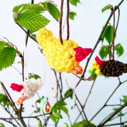 Tiny Hen Easter Bauble