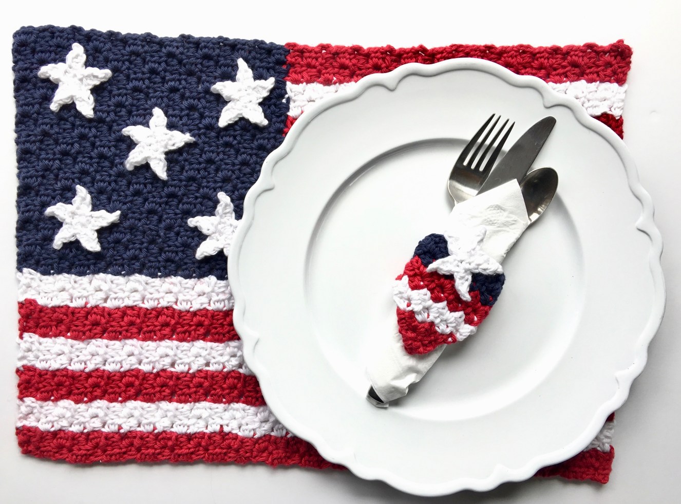 American Flag Placemat & Napkin Ring Free Crochet Pattern.