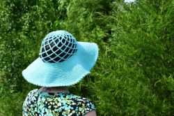 Peekaboo Sunhat