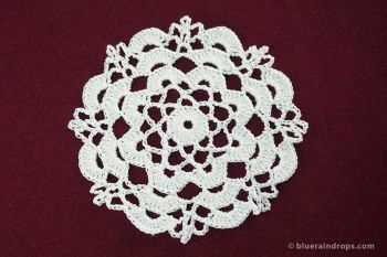 Elegant Round Motif