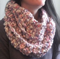 Cotton Candy Popcorn Cowl