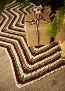 Festive Flowers Tree Skirt