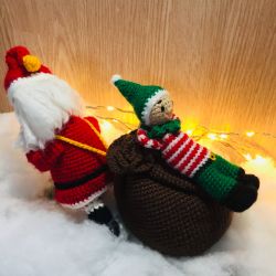 Santa and his lazy elf