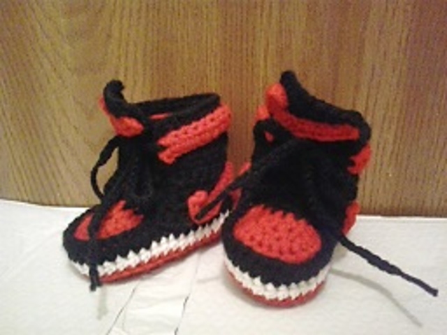 crochet baby jordans pattern