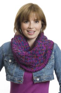 Criss Cross Cowl