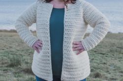 Classic Raglan Cardigan - Super Bulky Edition