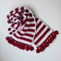 Hearts Aflutter Scarf
