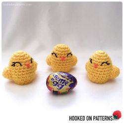 Easter Egg Chick Creme Egg Cosy & Pencil Topper