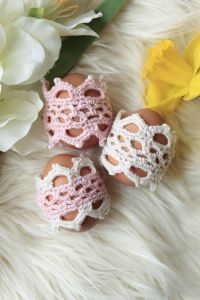 Crochet Easter Egg Hug