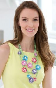 Mod Flower Necklace