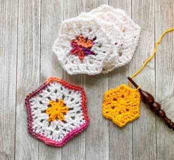 How to Crochet a Granny Hexagon