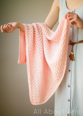 Dainty Shells Baby Blanket