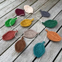 Crochet Leaves Garland