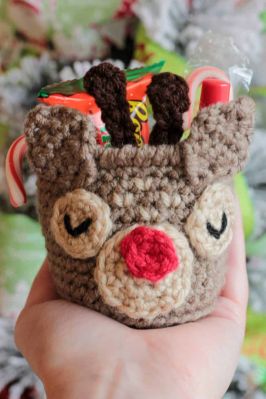 Reindeer Treat Cup Basket