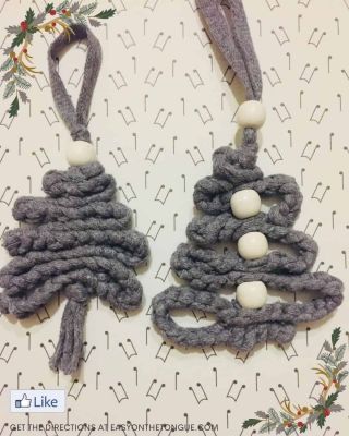 Winding Ribbon Crochet Christmas Tree