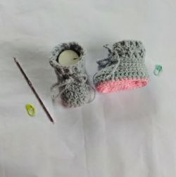 Crochet Alpine Baby Booties