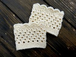 Lacy Scalloped Boot Cuffs