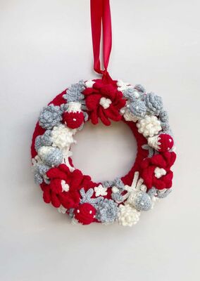 Festive Woodland Wreath