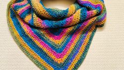 Easy and Simple Triangle Shawl