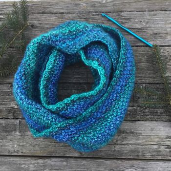 Oblique Crochet Infinity Scarf