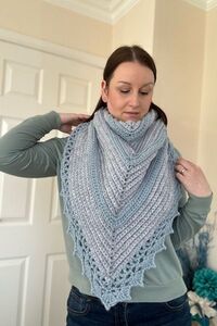 Zoya Chunky  Shawl