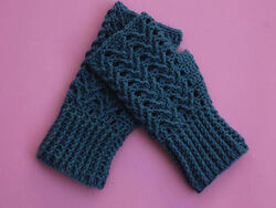 Woman Fingerless Gloves