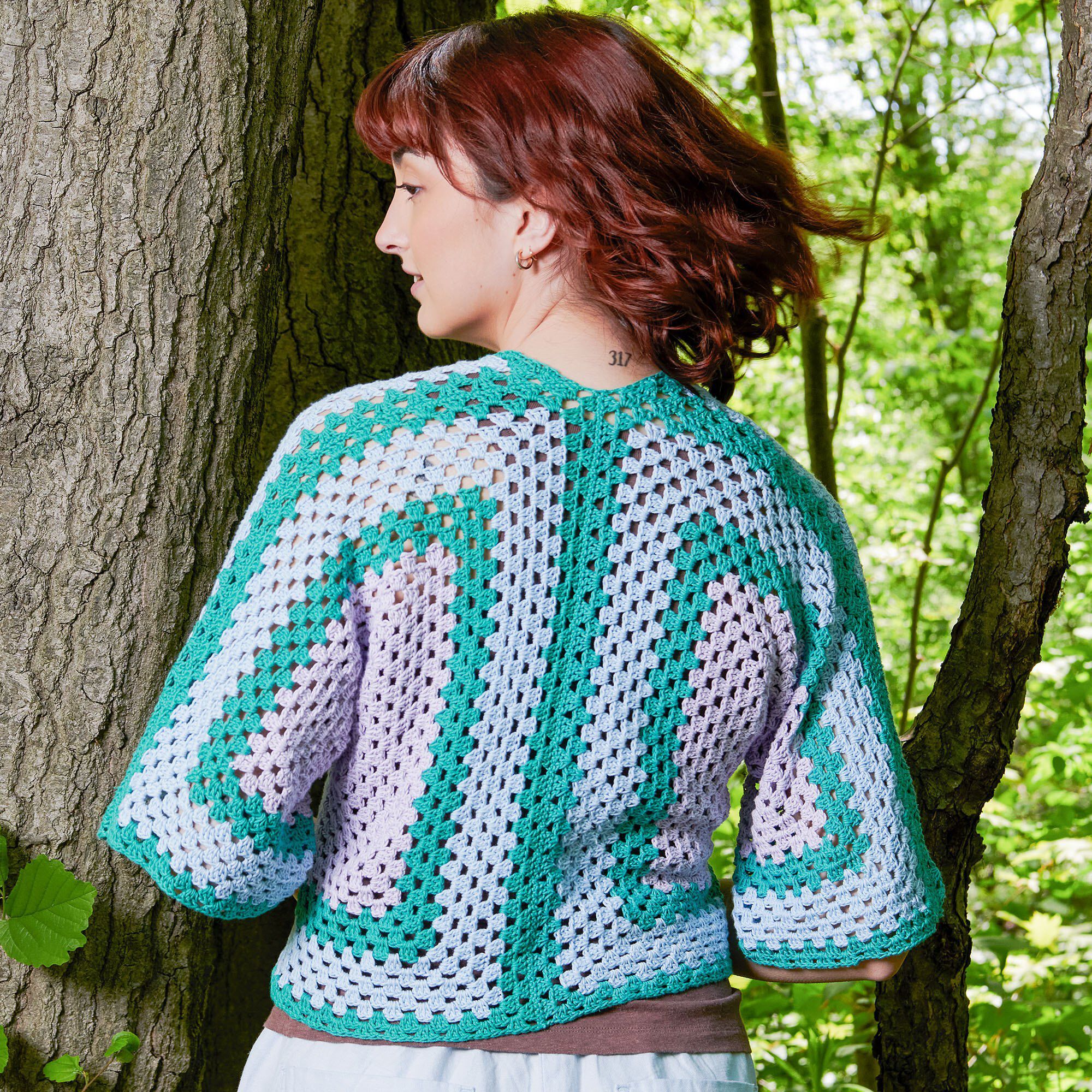 Glik's Granny Square Crochet Cropped Cardigan