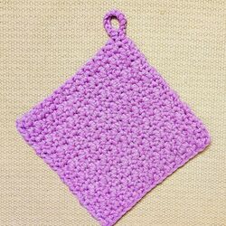Square Potholder With Thick Yarn
