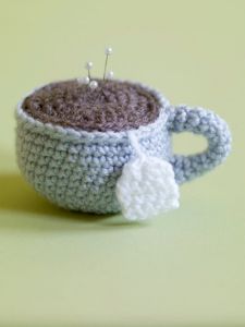 Amigurumi Tea Cup Pin Cushion