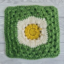 Waterlily Granny Square