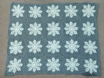 Winter Snowflake Afghan