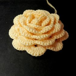 Strip Method – The Perfect Crochet Rose Pattern 
