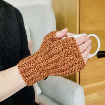 Hazel Fingerless Mittens