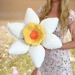 Daffodil Pillow
