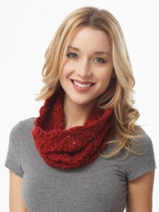 Lacy Cluster Cowl