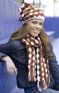 Shell Stitch Hat and Scarf 