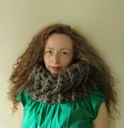 Sassenach Claire Outlander Cowl 