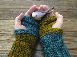 Mrs.Fitz Inspired Mini Mitts Outlander