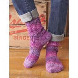 Twisting Lace Socks