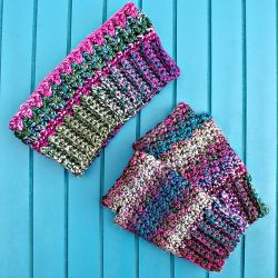 Joyful & Bright Fingerless Mitts 