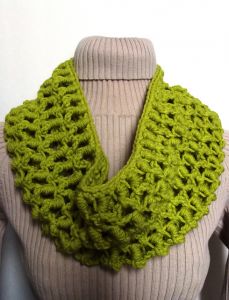 A Bullion Stitch Cowl