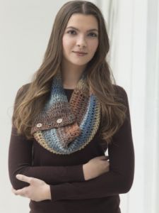 Buttoned Cowl